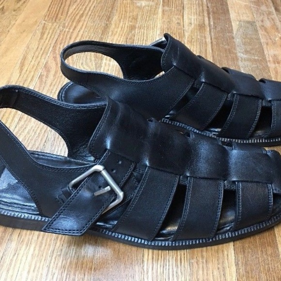 mens black fisherman sandals